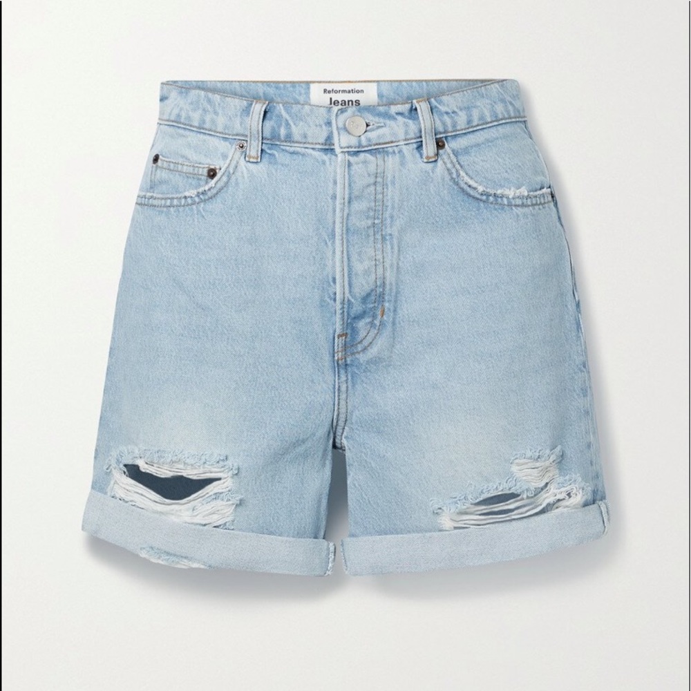 Reformation distressed denim shorts size 26 wash Tahoe Destroyed